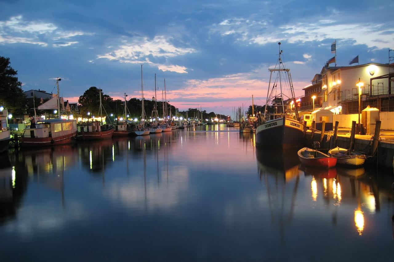 Captain Hook/fregatte Rostock